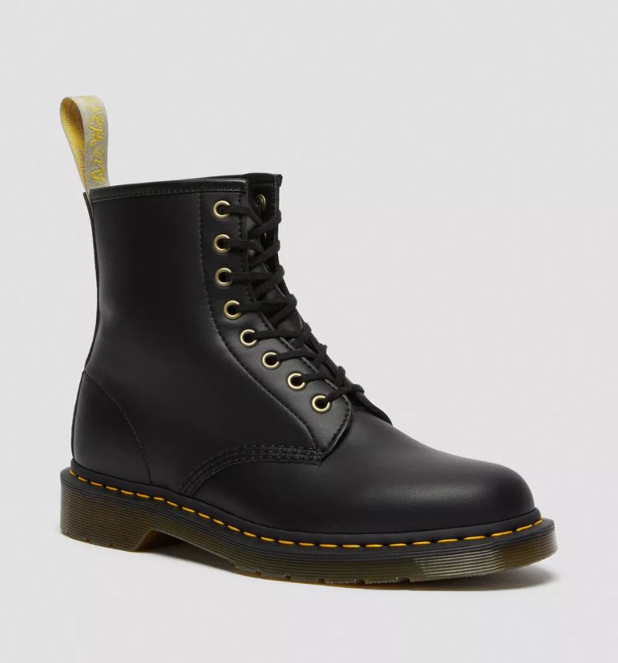 Black 8 hole doc martens on sale